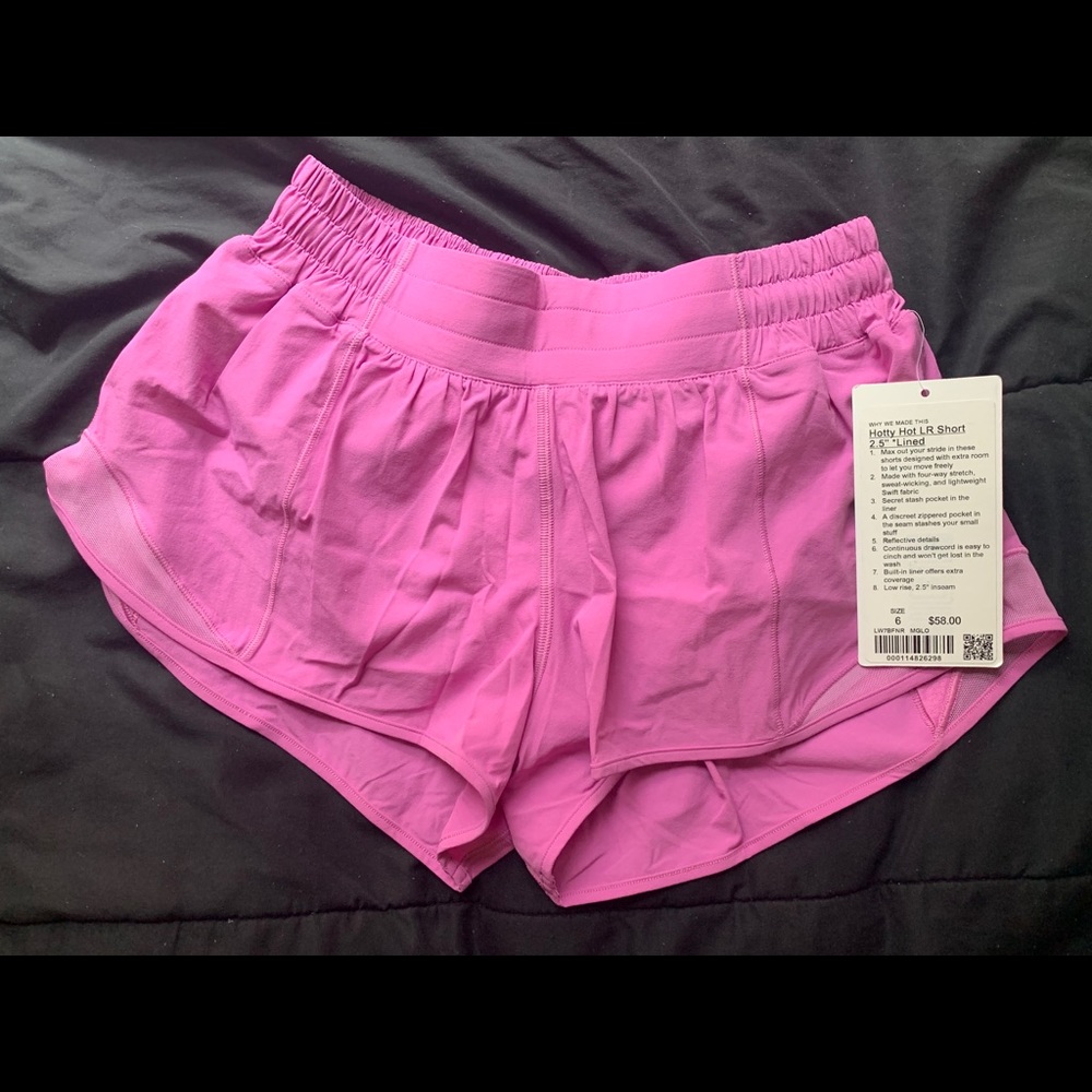 **SOLD** NWT Lululemon Hotty Hot 2.5” MGLO